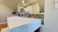 31 Farmington, New London, CT 06320