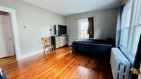 31 Farmington, New London, CT 06320