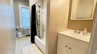 31 Farmington, New London, CT 06320