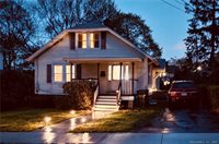 31 Farmington, New London, CT 06320