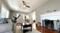 31 Farmington, New London, CT 06320