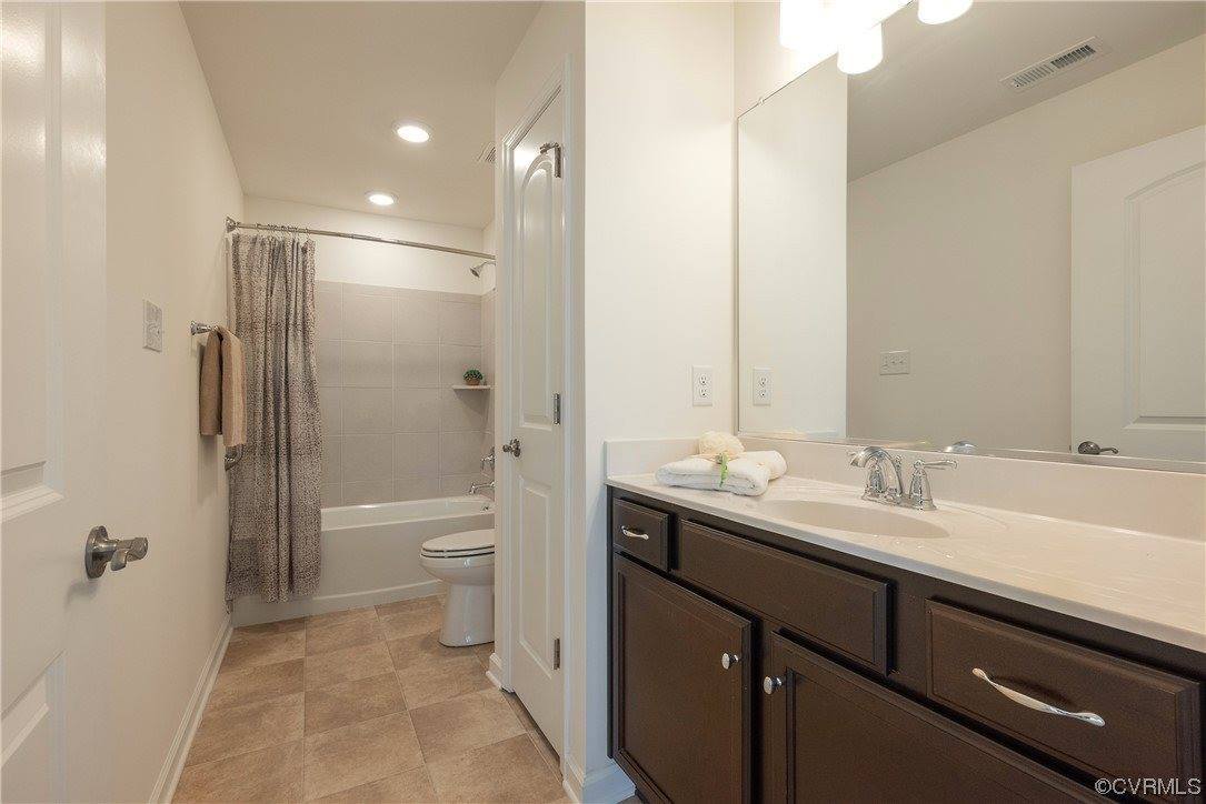 10382 Farm Glen Way, Hanover County, VA 23059