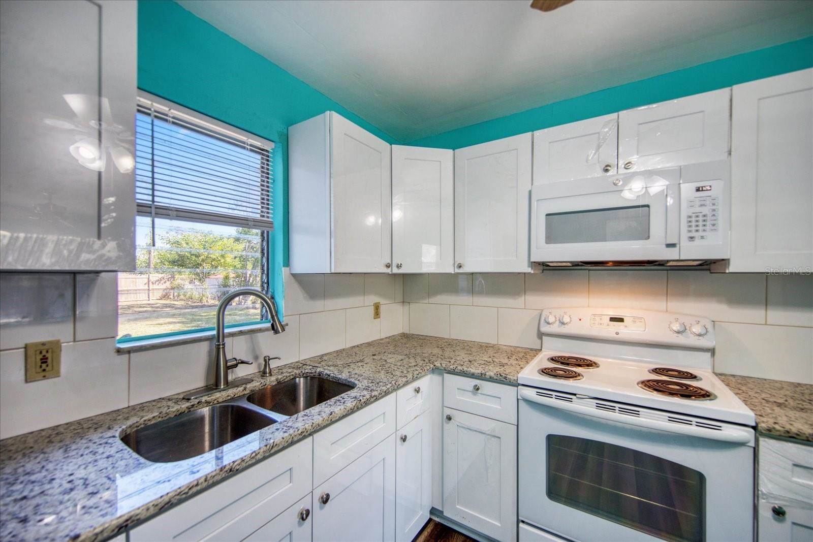 4039 42ND Avenue North, Saint Petersburg, FL 33714