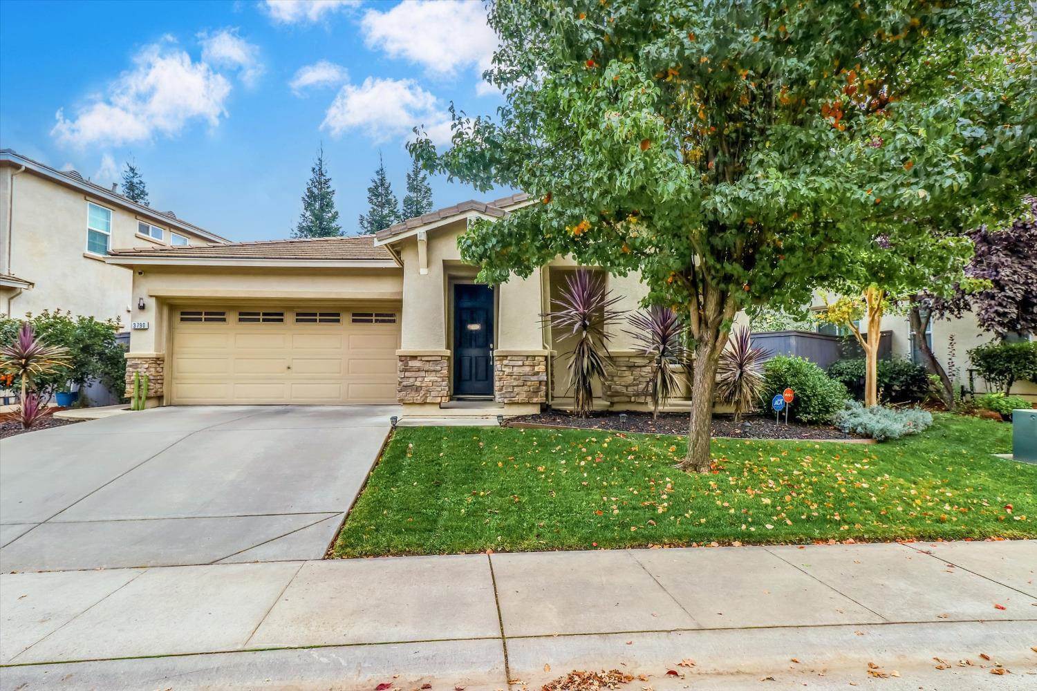 3790 West River Drive, Sacramento, CA 95833