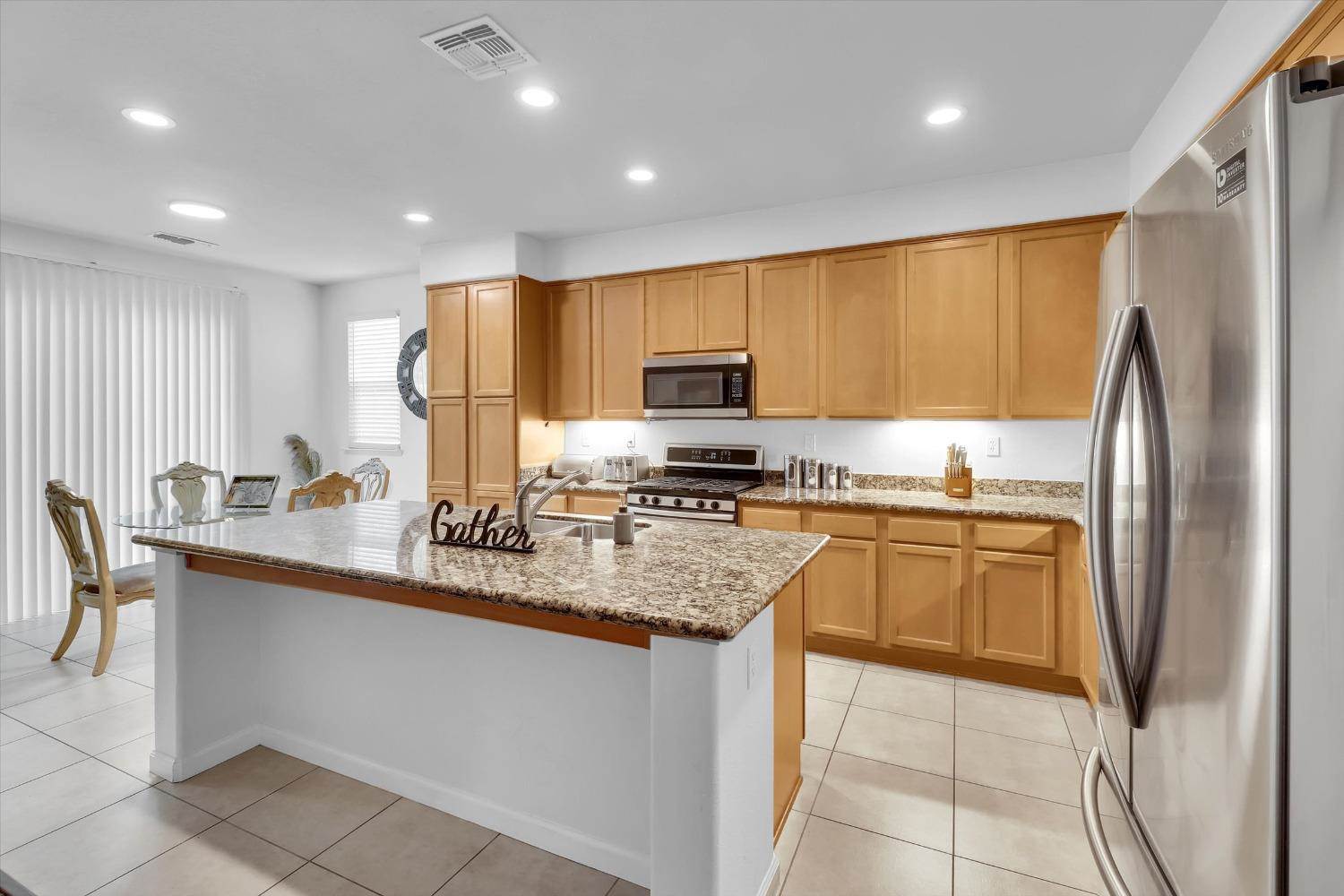 3790 West River Drive, Sacramento, CA 95833