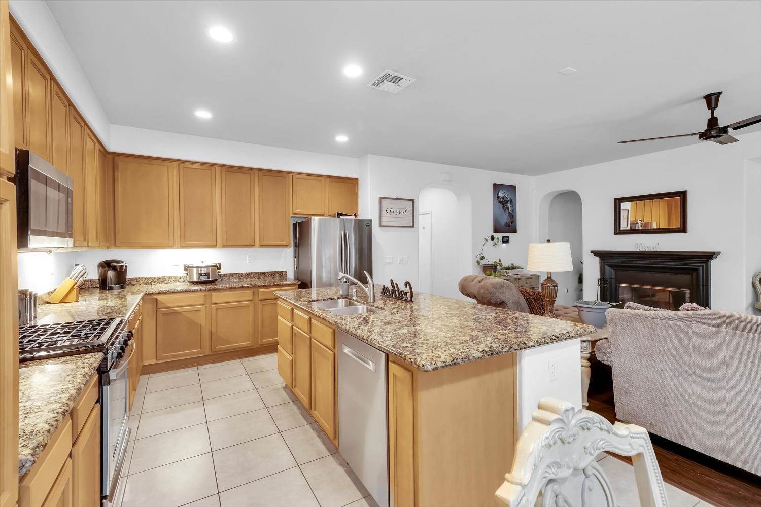 3790 West River Drive, Sacramento, CA 95833