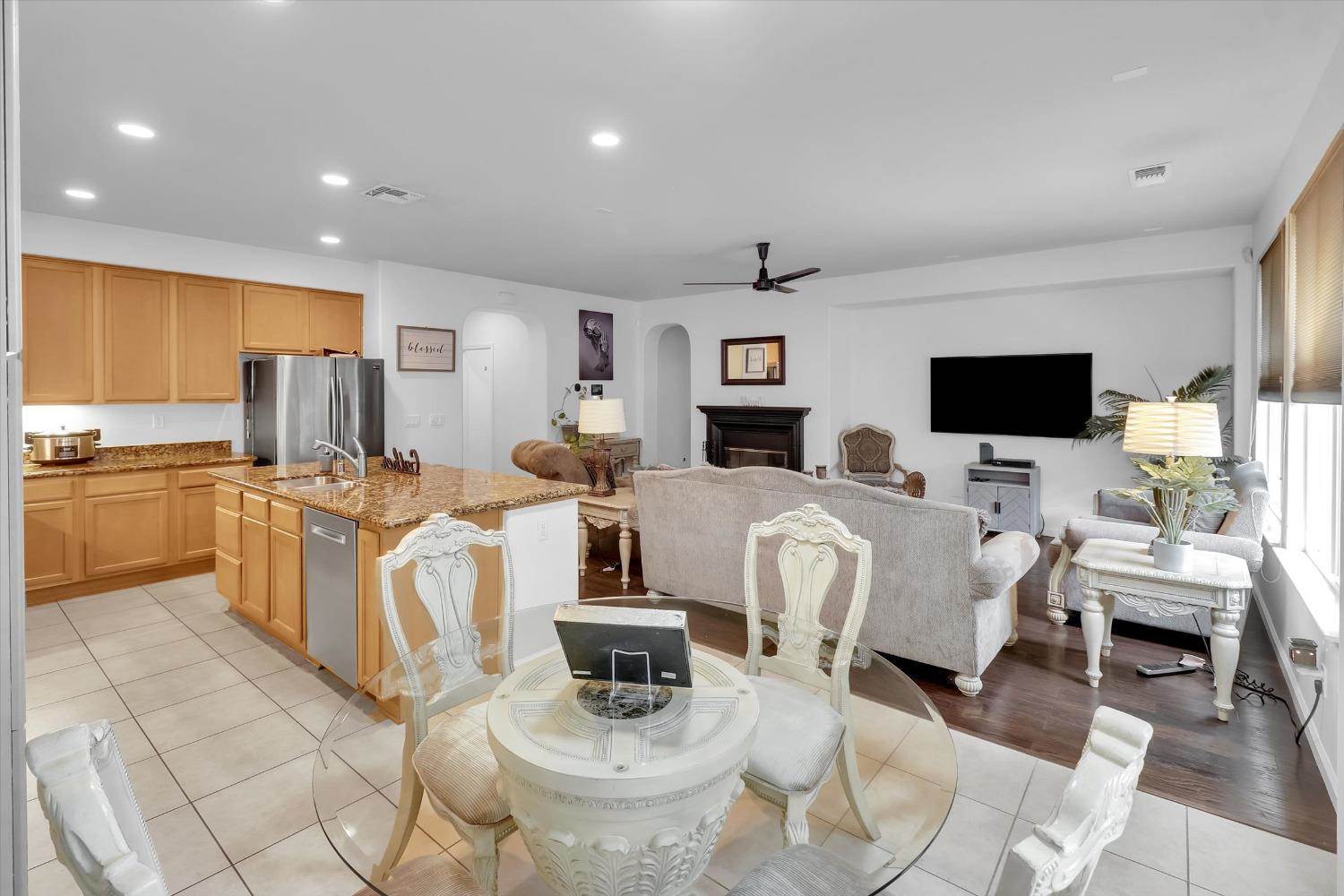 3790 West River Drive, Sacramento, CA 95833