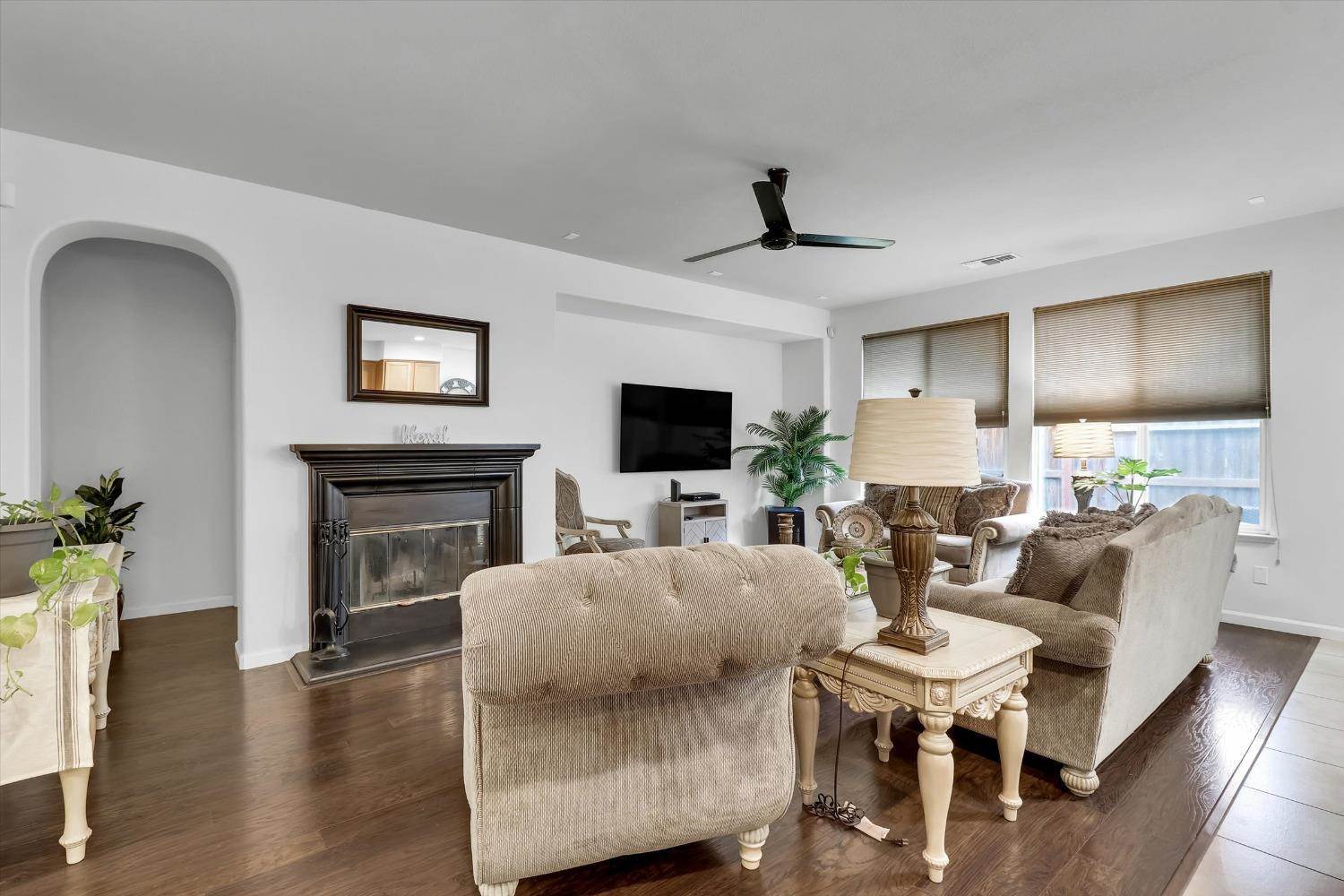 3790 West River Drive, Sacramento, CA 95833