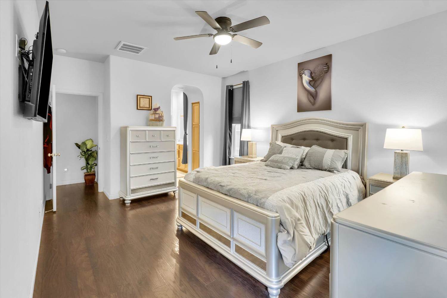 3790 West River Drive, Sacramento, CA 95833