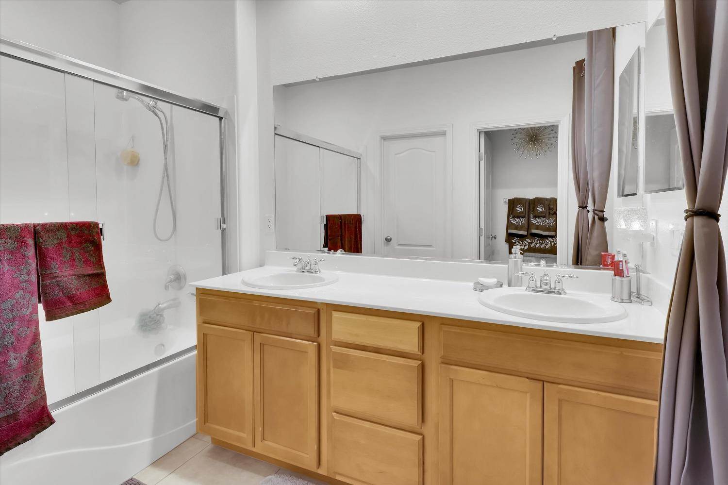 3790 West River Drive, Sacramento, CA 95833