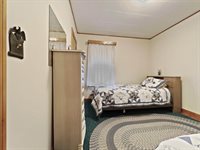 7 Abraham Street, Houlton, ME 04730