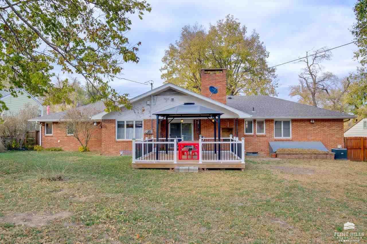 609 W Vine Street, Junction City, KS 66441