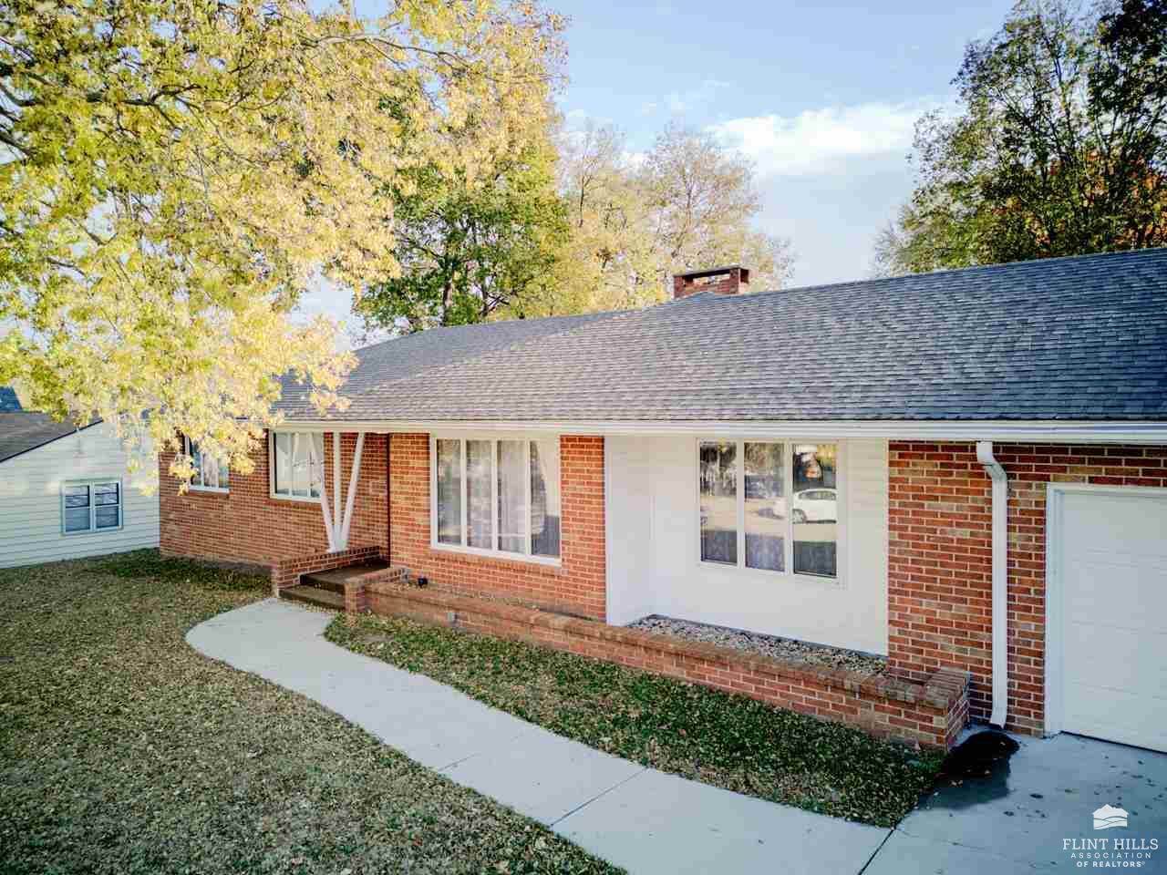 609 W Vine Street, Junction City, KS 66441