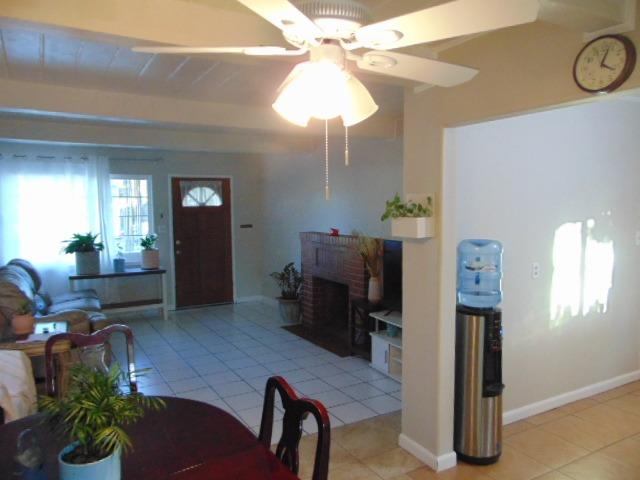 5870 Nina Way, Sacramento, CA 95824