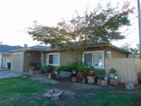 5870 Nina Way, Sacramento, CA 95824