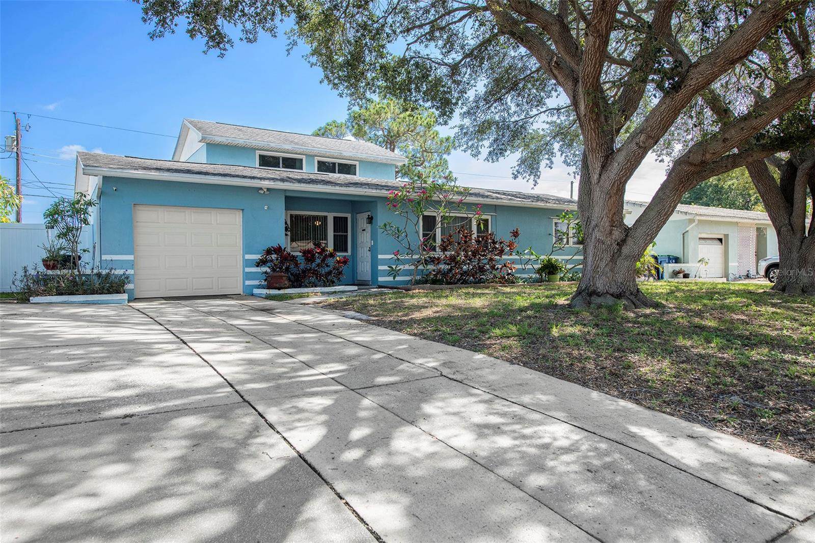 5941 42ND Avenue North, Saint Petersburg, FL 33709