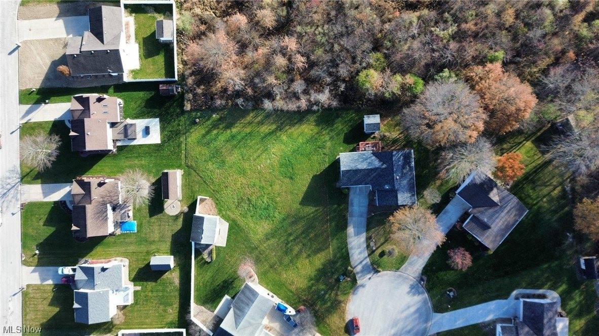 Cherrywood Court, Mineral Ridge, OH 44440