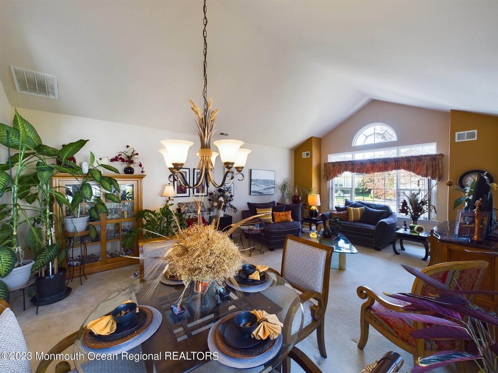 17 Neville Court, Manchester, NJ 08759