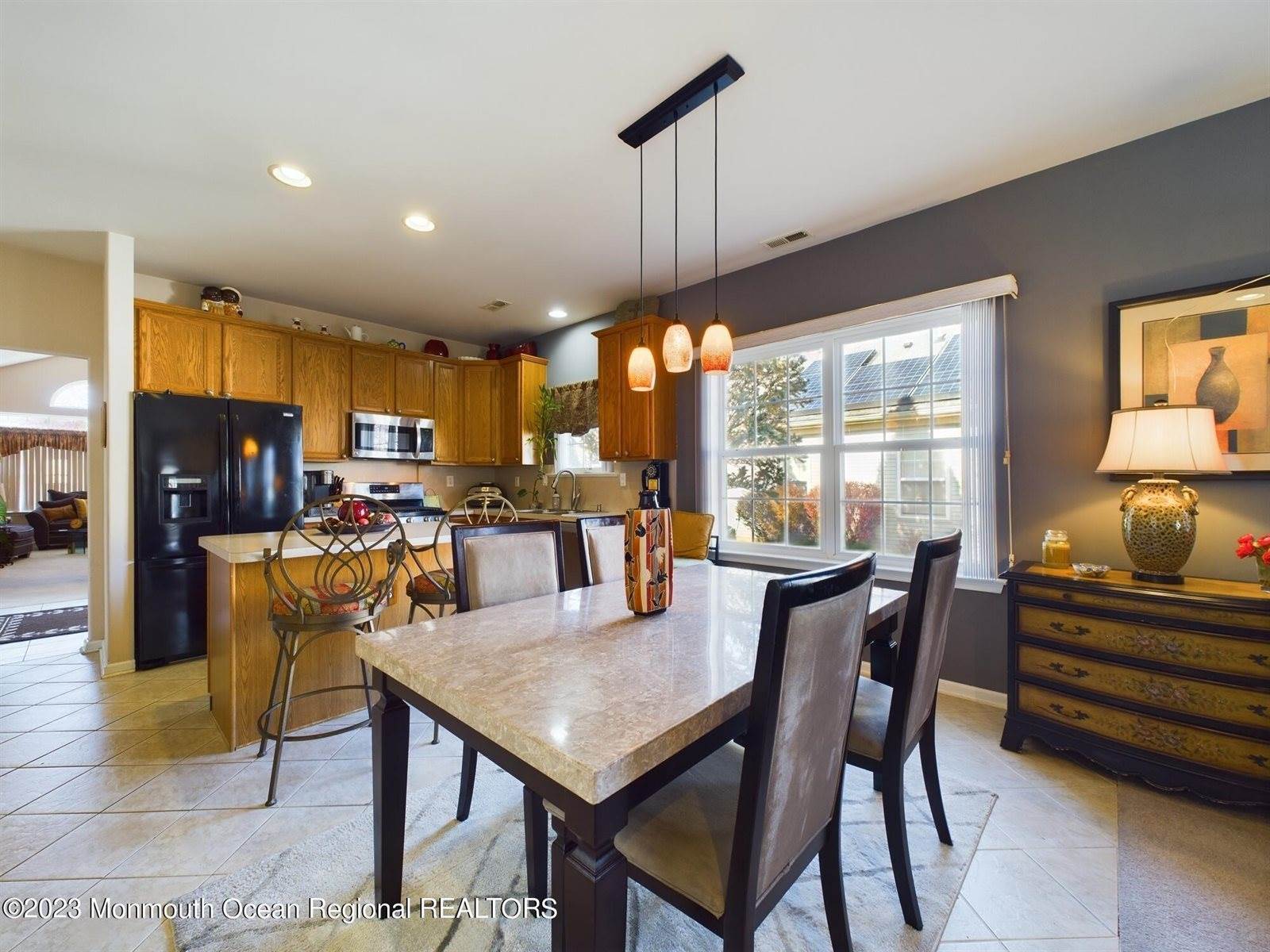 17 Neville Court, Manchester, NJ 08759