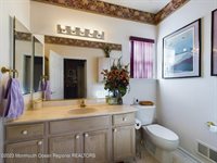 17 Neville Court, Manchester, NJ 08759