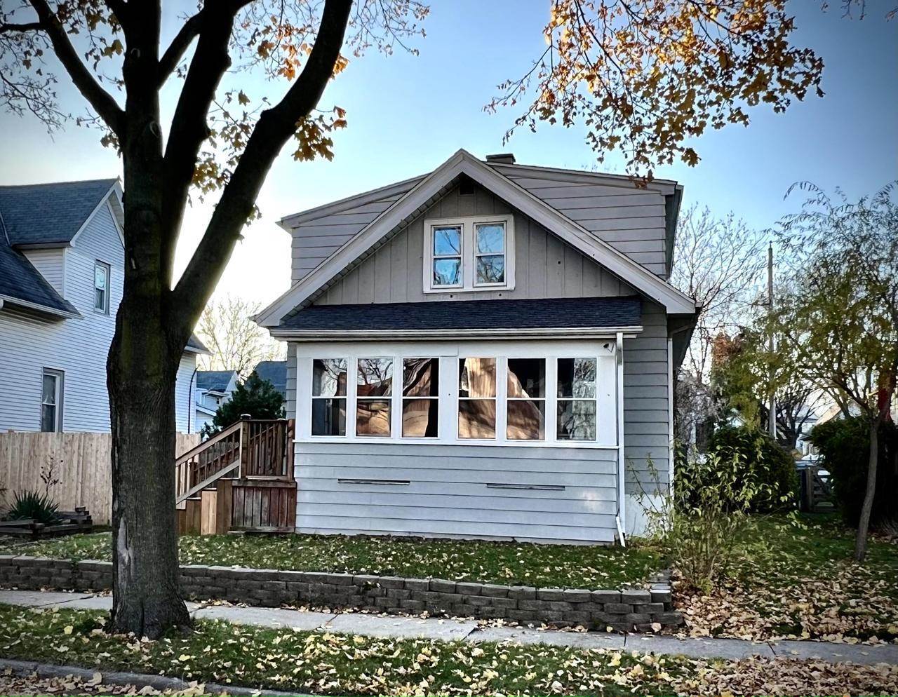 1729 S 63rd STREET, West Allis, WI 53214