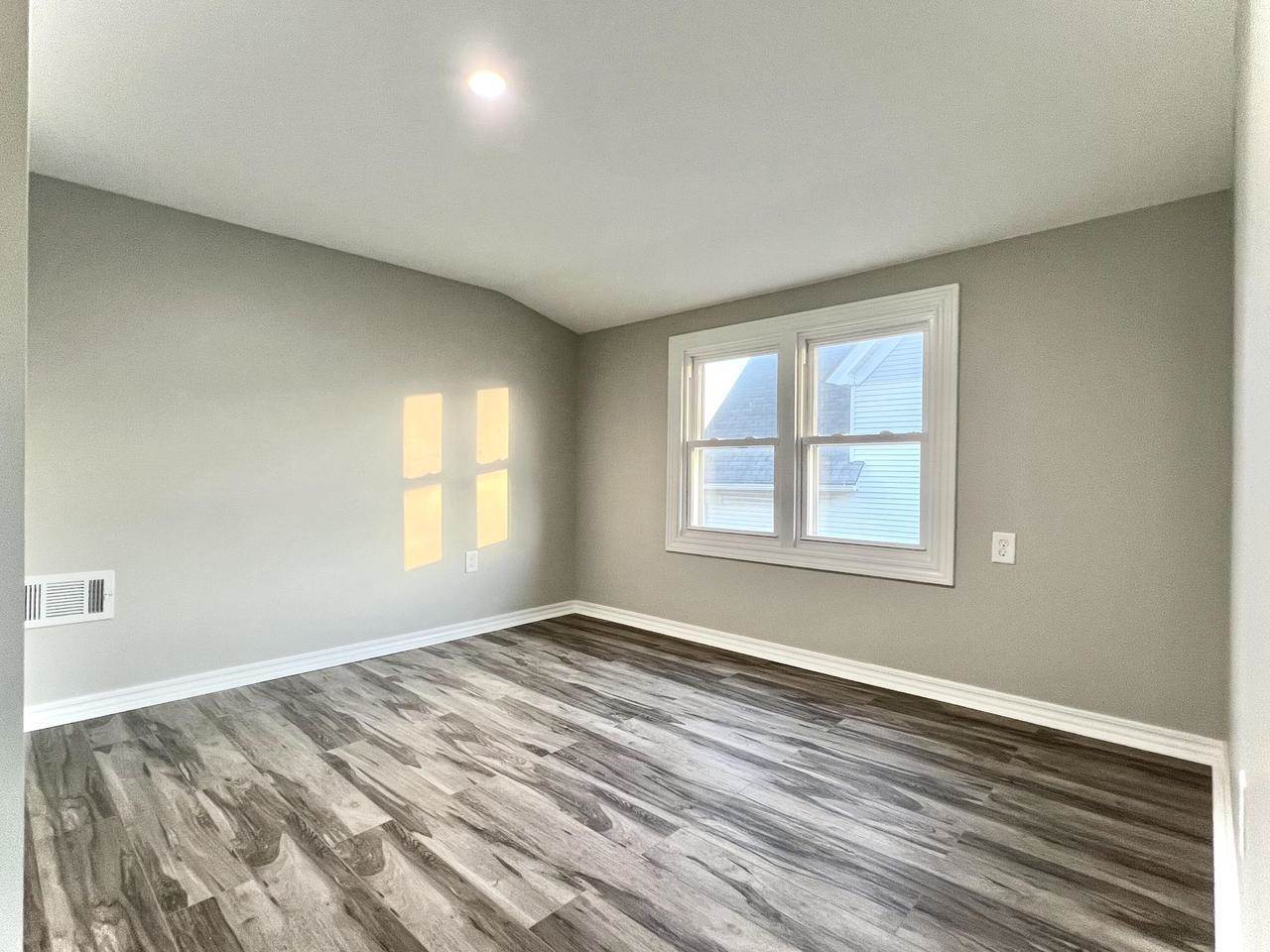 1729 S 63rd STREET, West Allis, WI 53214