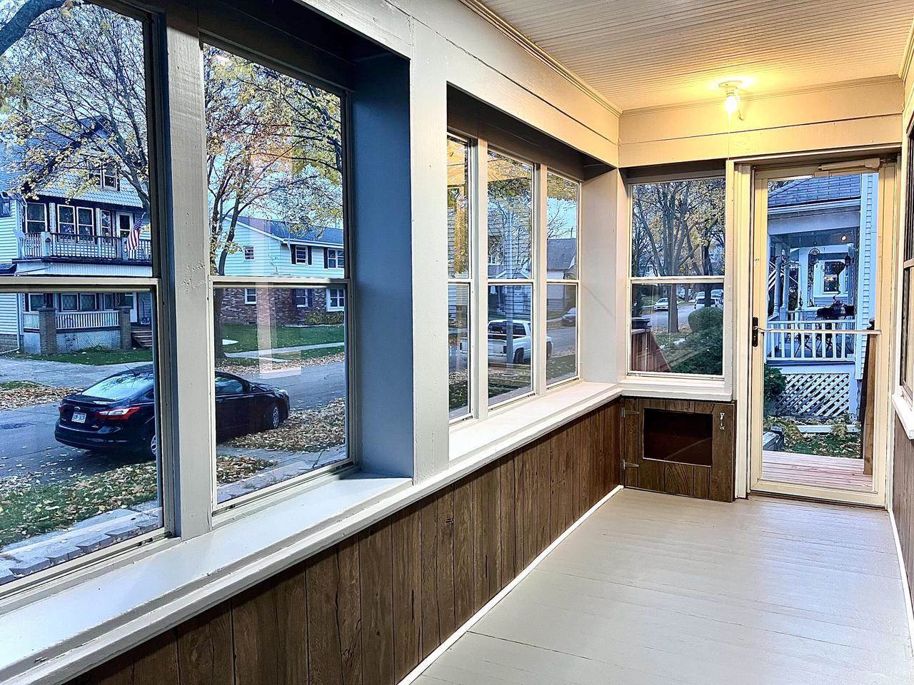 1729 S 63rd STREET, West Allis, WI 53214