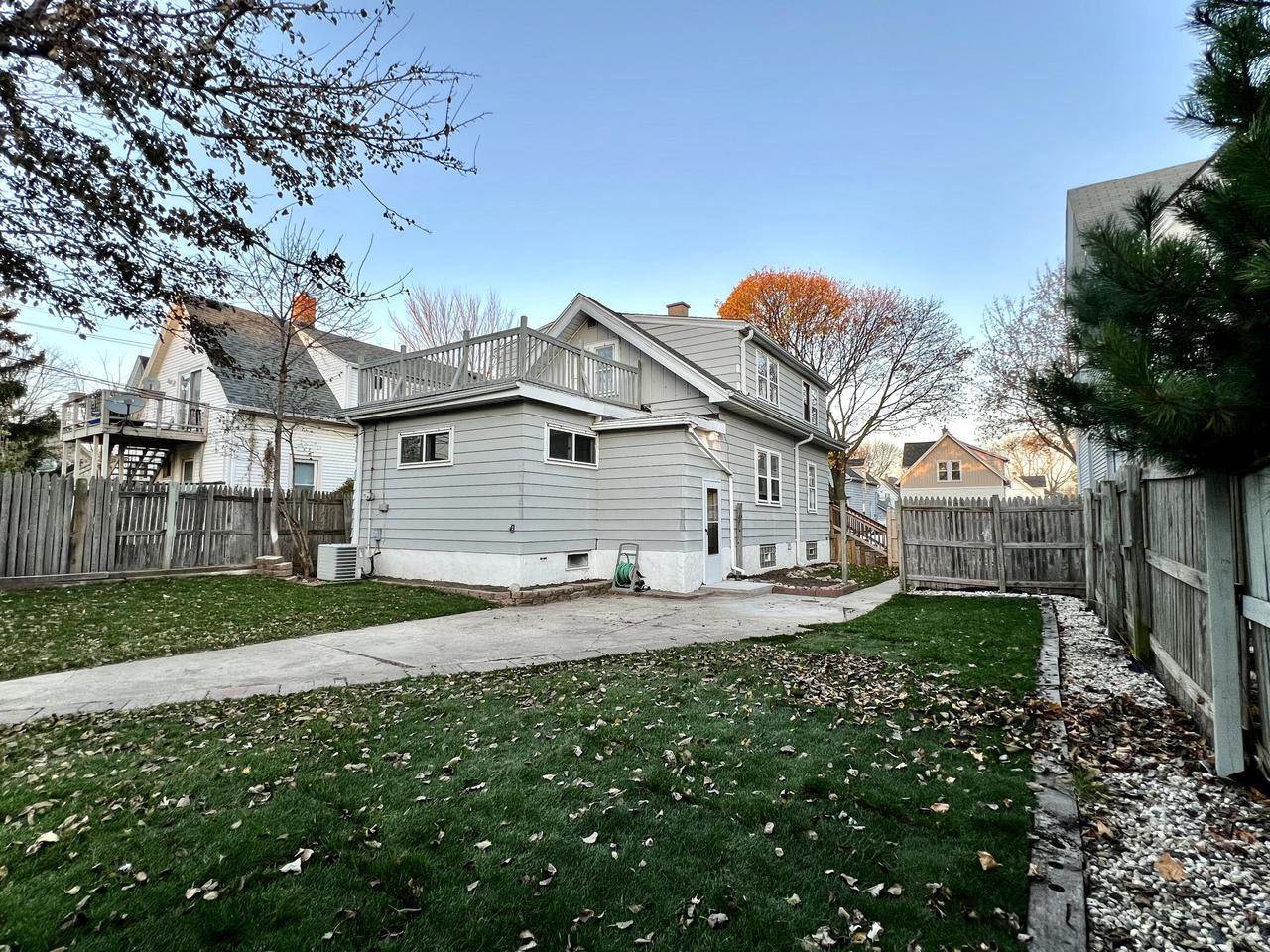 1729 S 63rd STREET, West Allis, WI 53214