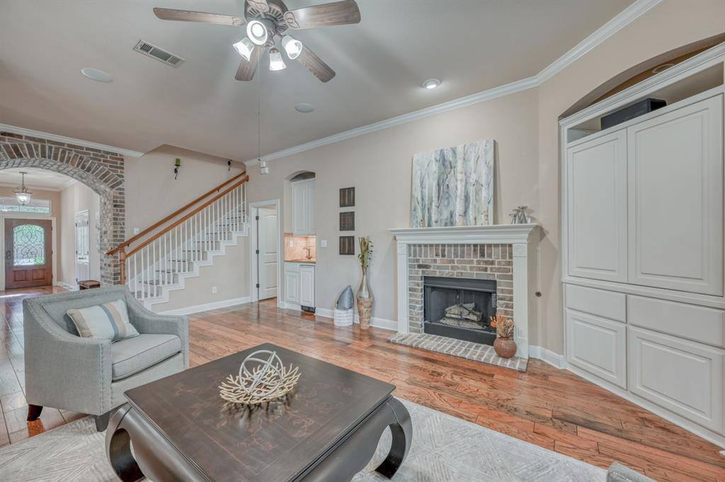 826 Maurice Dr, Cedar Park, TX 78613