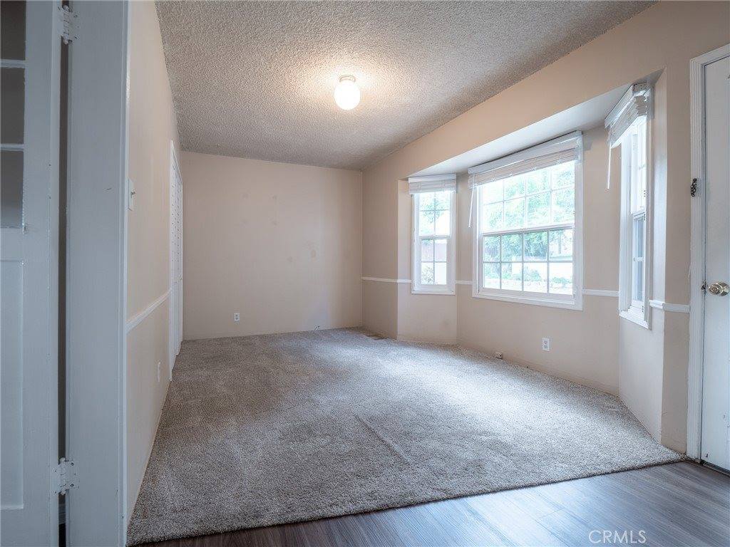 2937 Paraiso Way, La Crescenta, CA 91214