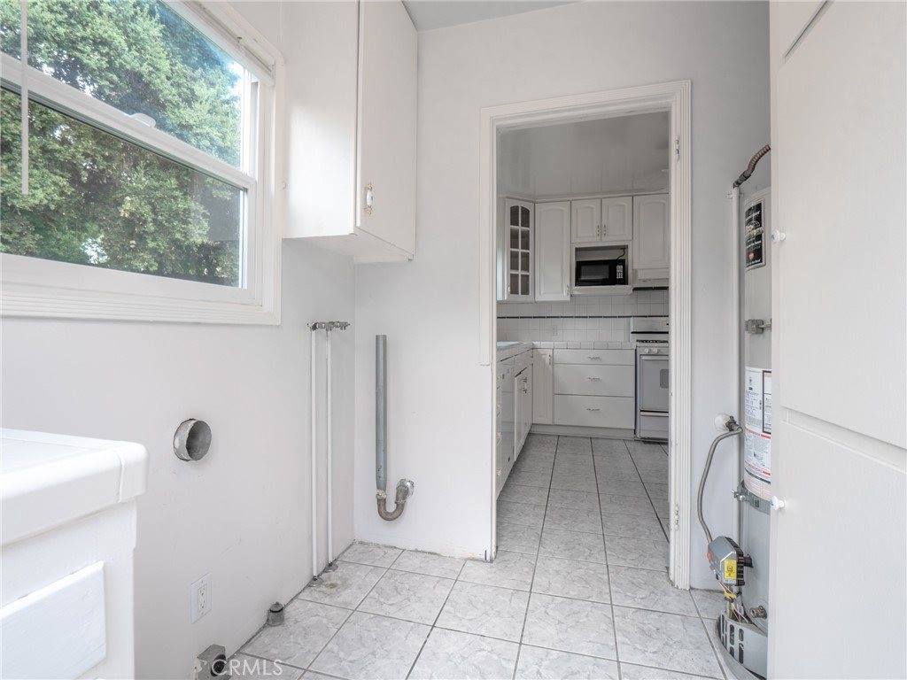 2937 Paraiso Way, La Crescenta, CA 91214