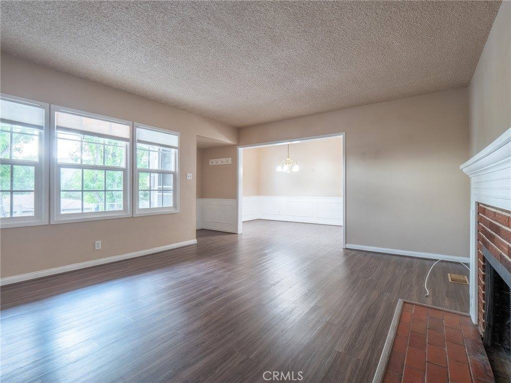 2937 Paraiso Way, La Crescenta, CA 91214