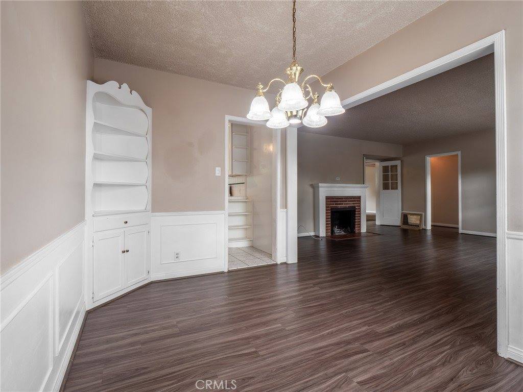 2937 Paraiso Way, La Crescenta, CA 91214