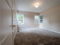 2937 Paraiso Way, La Crescenta, CA 91214