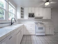 2937 Paraiso Way, La Crescenta, CA 91214