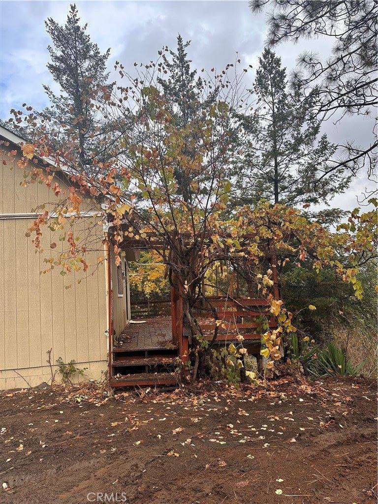 23597 West Road, Middletown, CA 95461