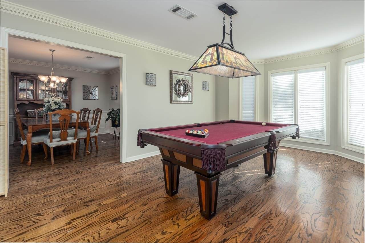 8730 Dogwood Rd, Germantown, TN 38139