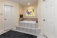 8730 Dogwood Rd, Germantown, TN 38139