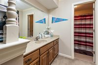 8730 Dogwood Rd, Germantown, TN 38139