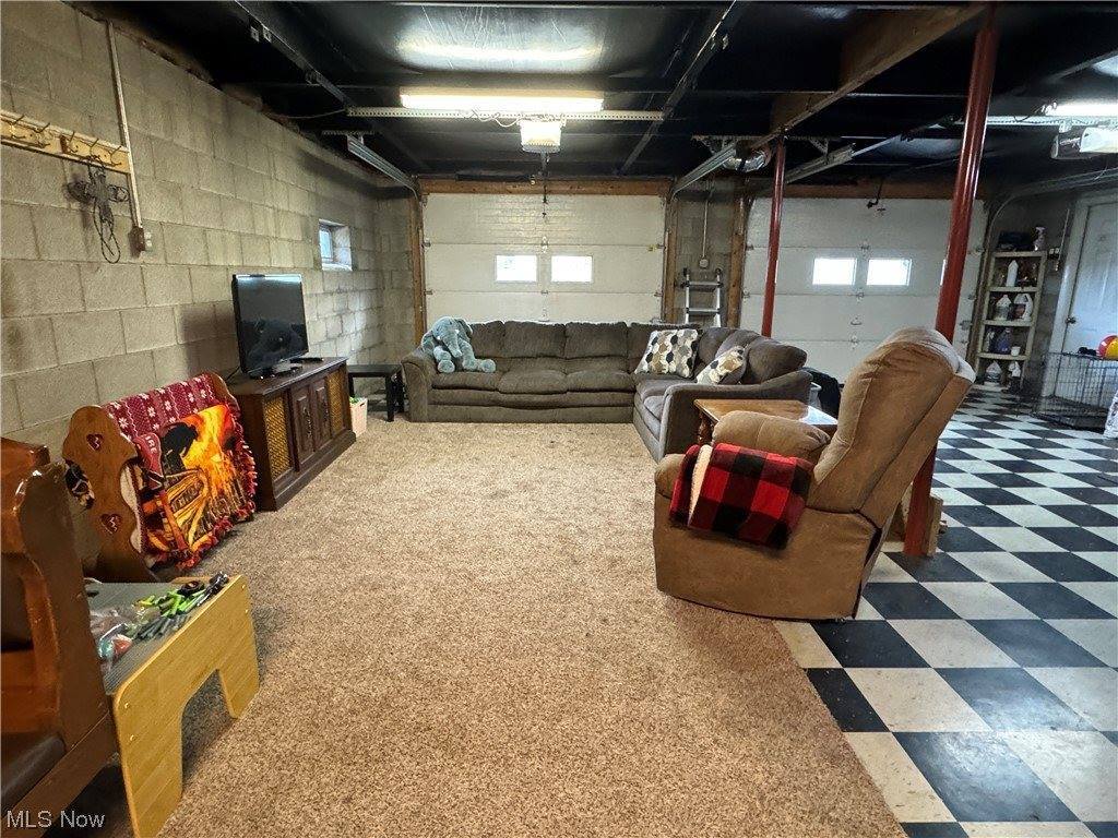 48861 John Tomcho Road, Cumberland, OH 43732