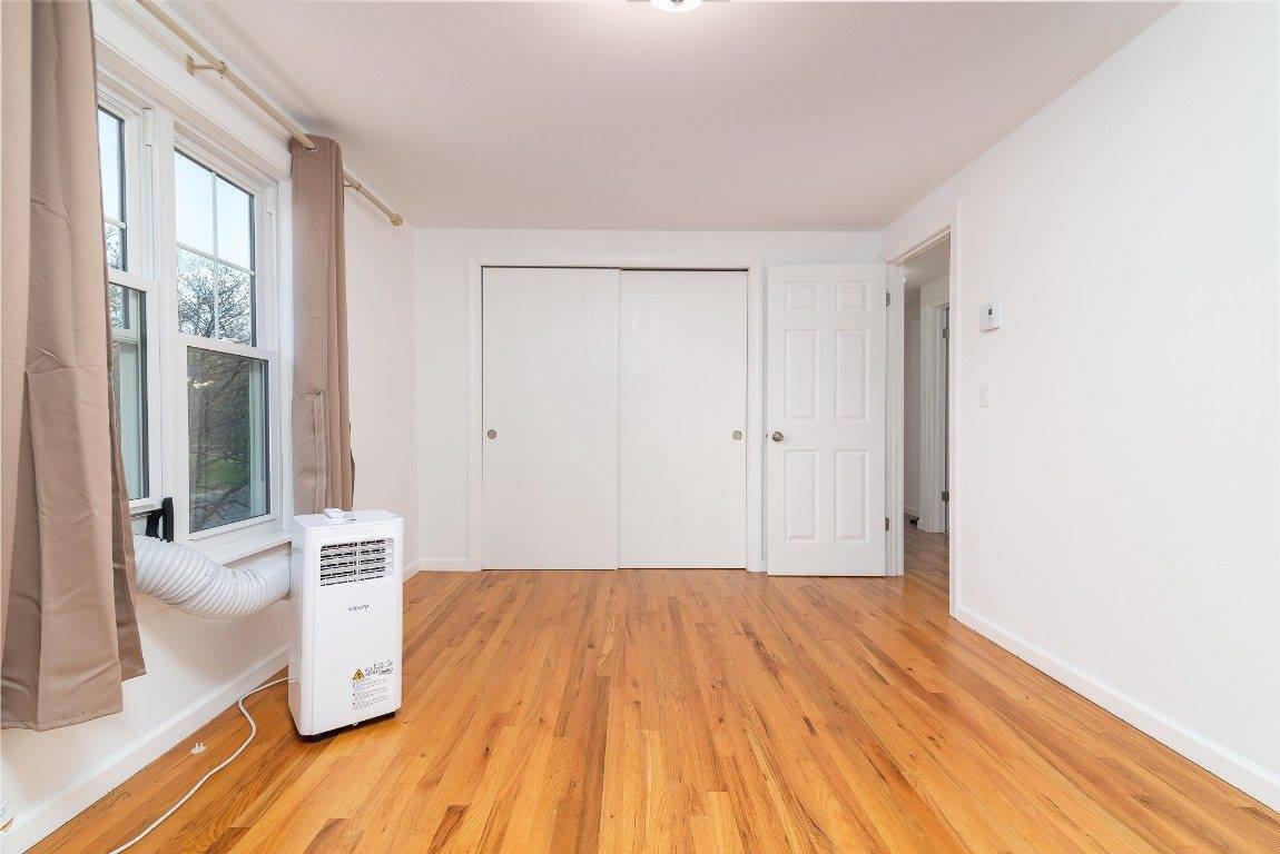 857 Debonair Drive, Endwell, NY 13760