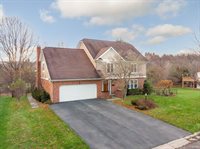 857 Debonair Drive, Endwell, NY 13760