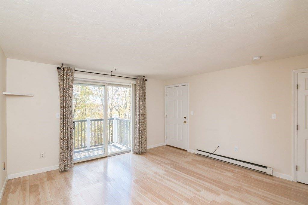 3 Stockholm St, Worcester, MA 01607