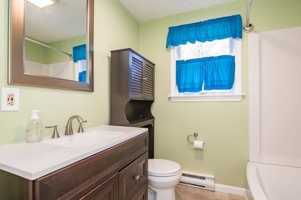3 Stockholm St, Worcester, MA 01607