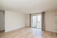3 Stockholm St, Worcester, MA 01607