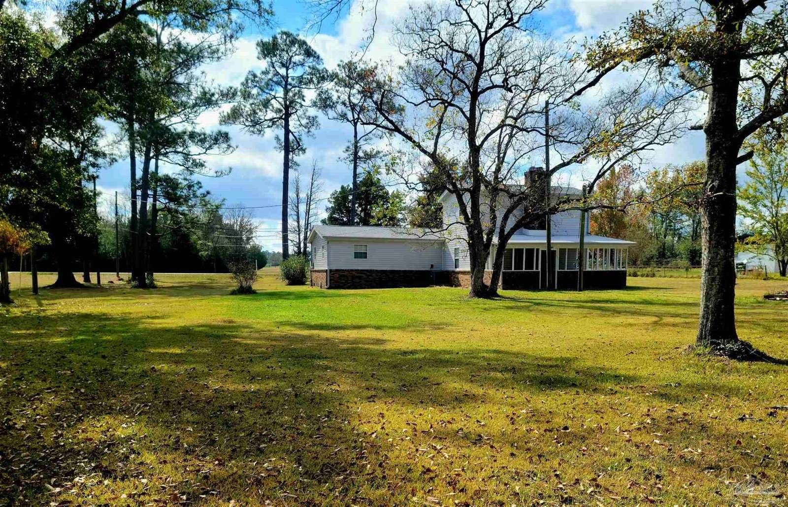 570 Neal Rd, Cantonment, FL 32533