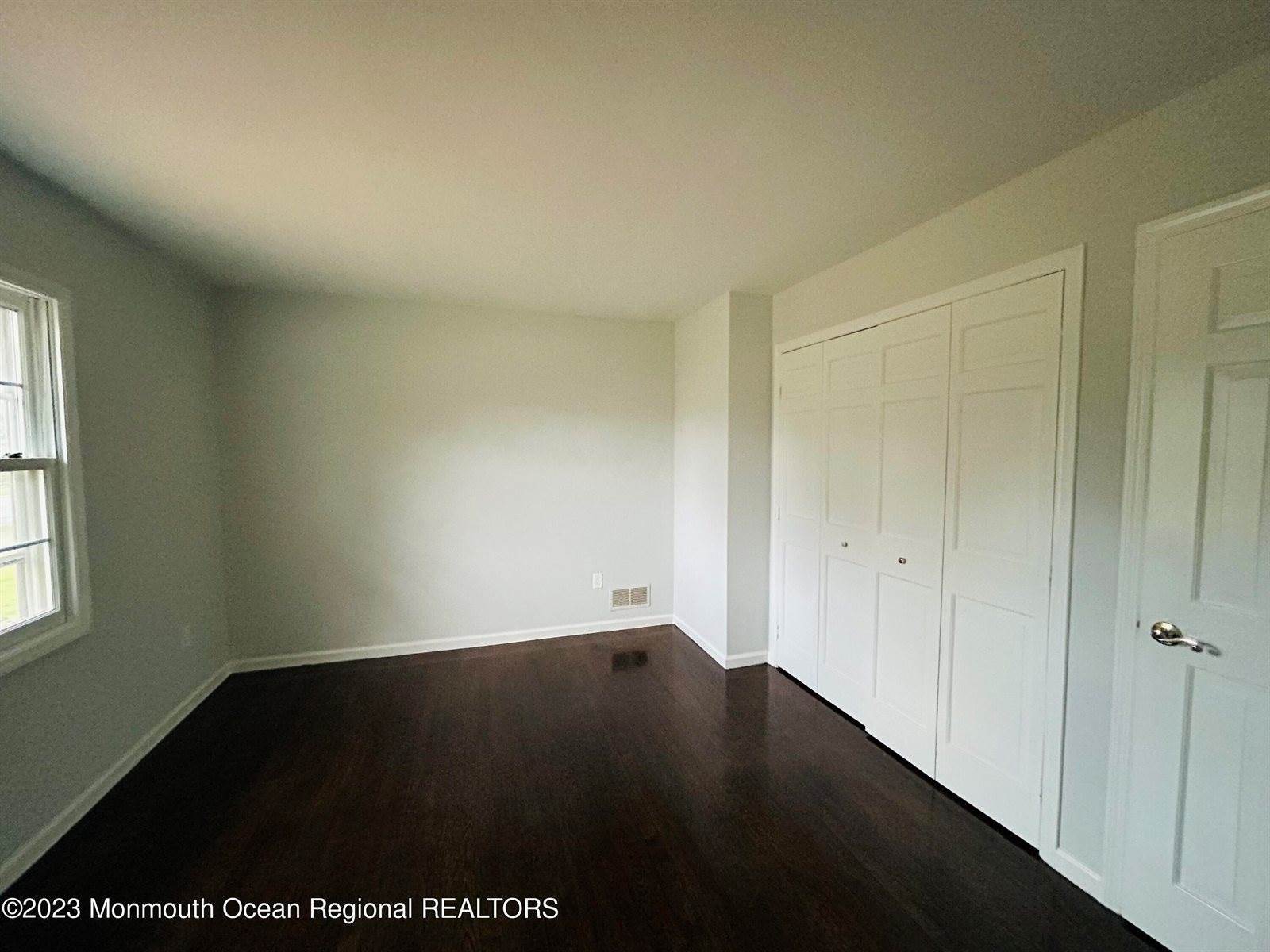 306 Demott Lane, Franklin Township, NJ 08873