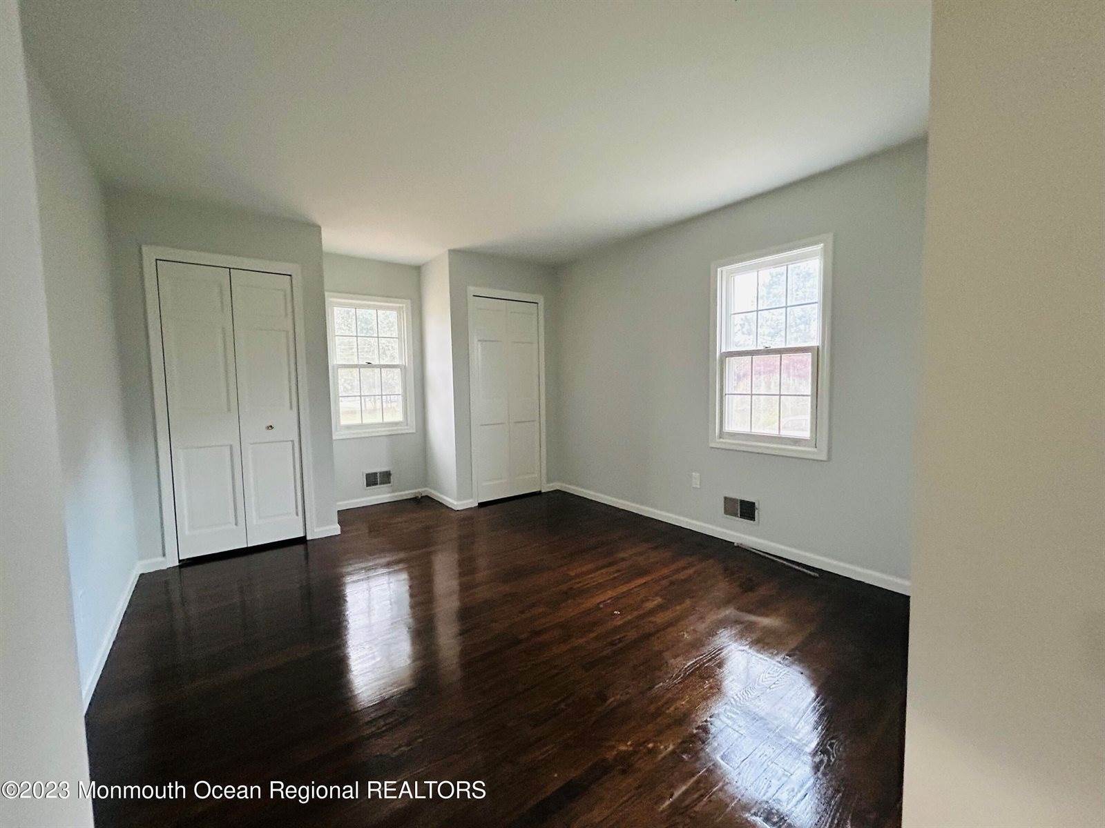 306 Demott Lane, Franklin Township, NJ 08873