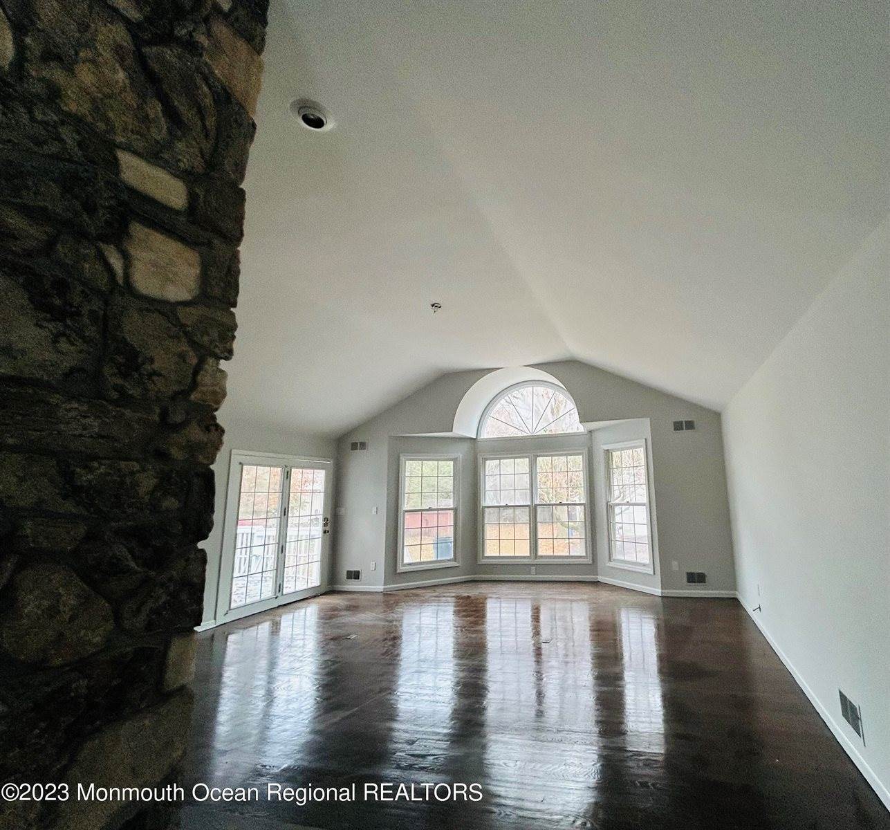 306 Demott Lane, Franklin Township, NJ 08873