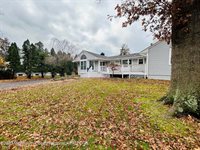 306 Demott Lane, Franklin Township, NJ 08873